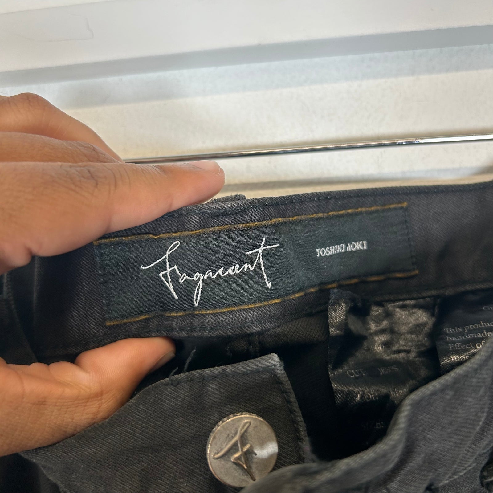 Fagassent Black Thrashed Denim Size 32