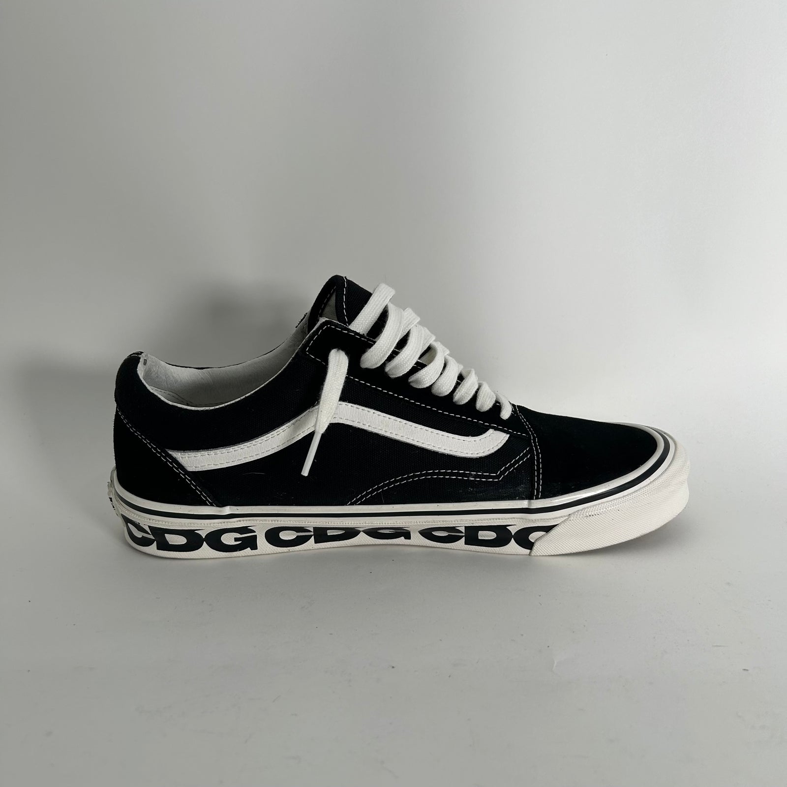 CDG x Vans Old Skool Low Top Size 12