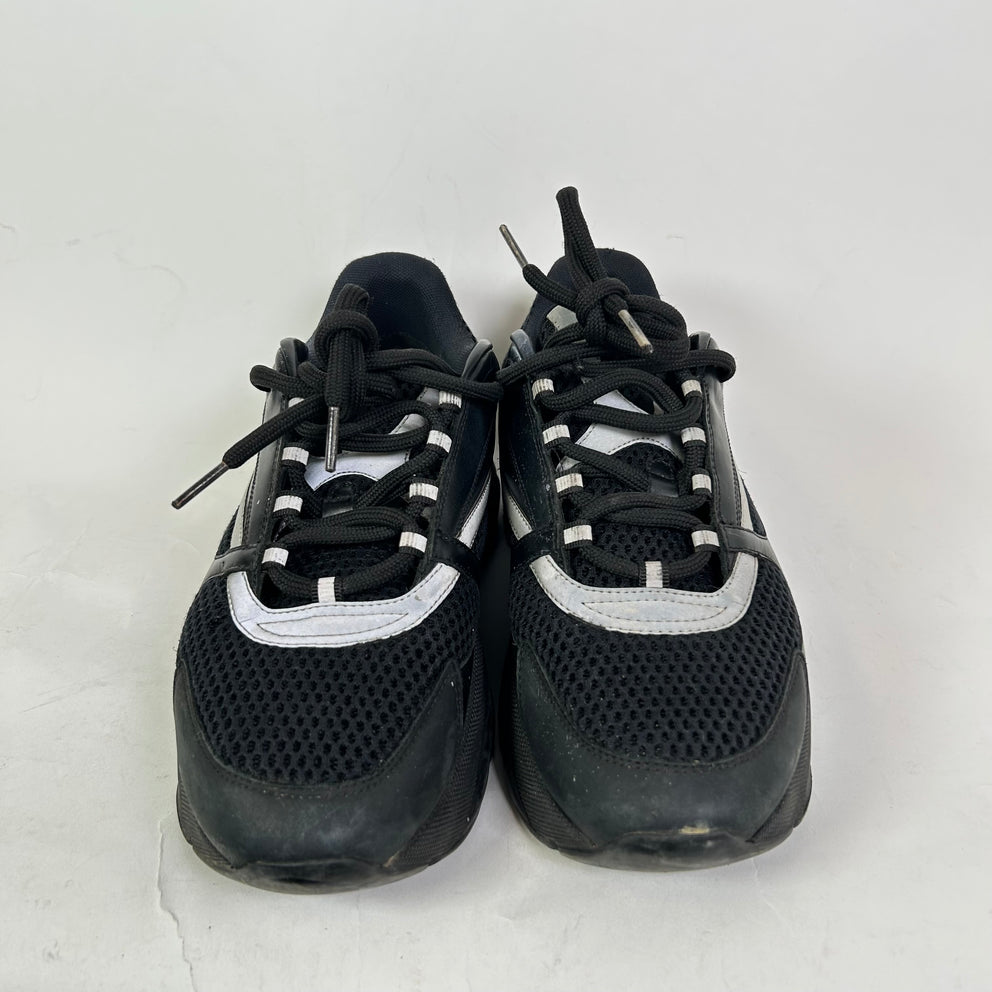 Dior B22 Triple Black Sneakers