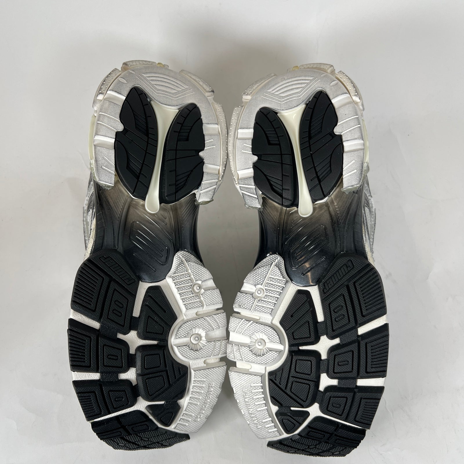 Balenciaga White/Black Gradient Runner Size 45