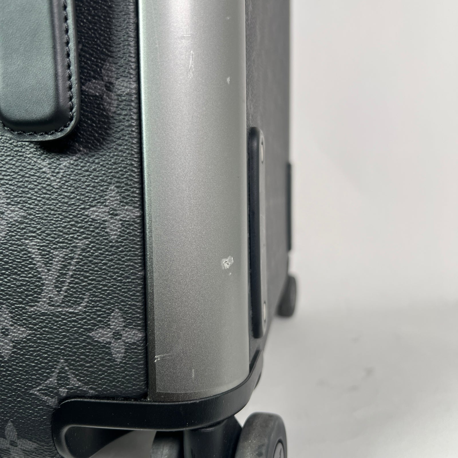 Louis Vuitton Monogram Eclipse Horizon 55 Suitcase