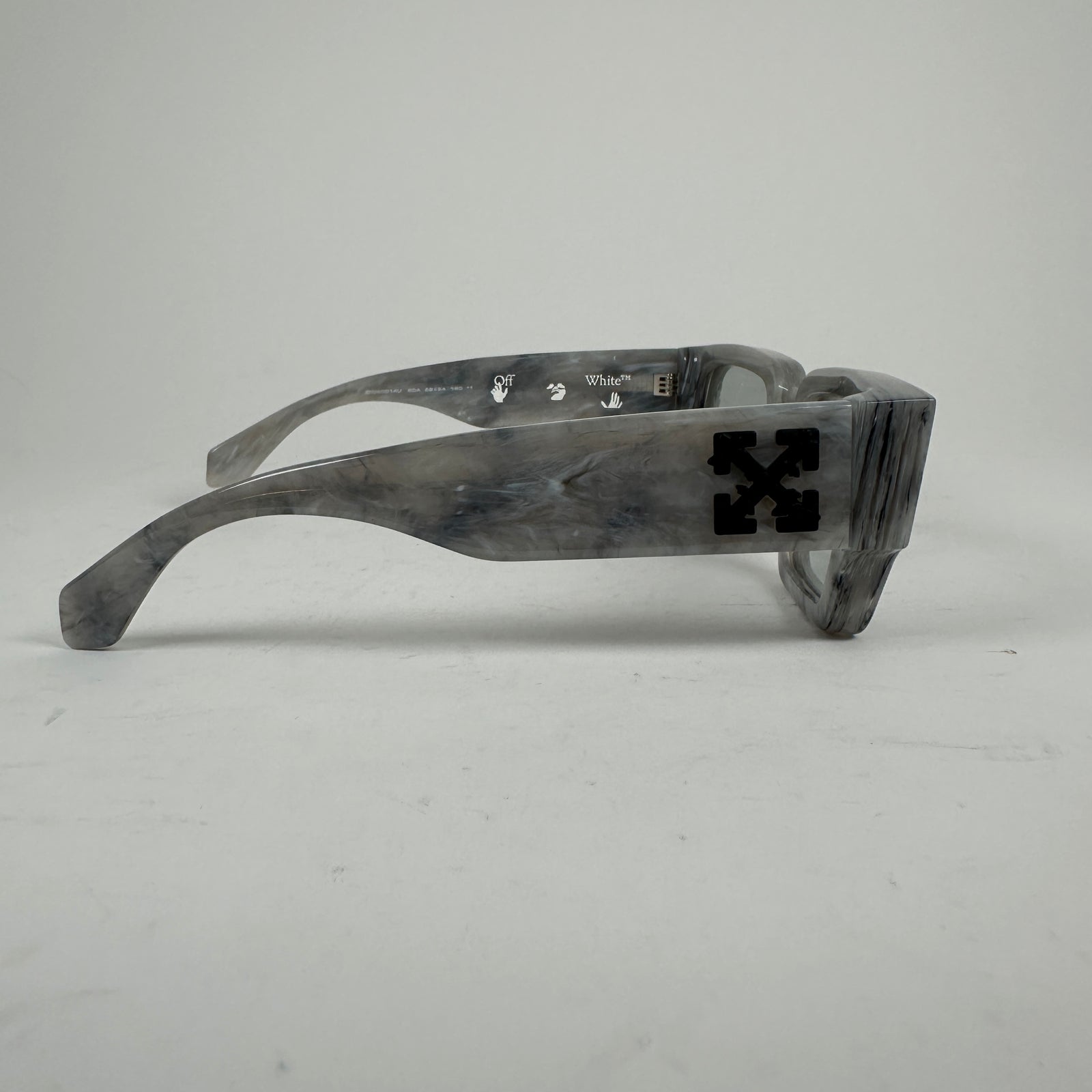 Off-White Gray Marble Arrow Square Frame Sunglasses