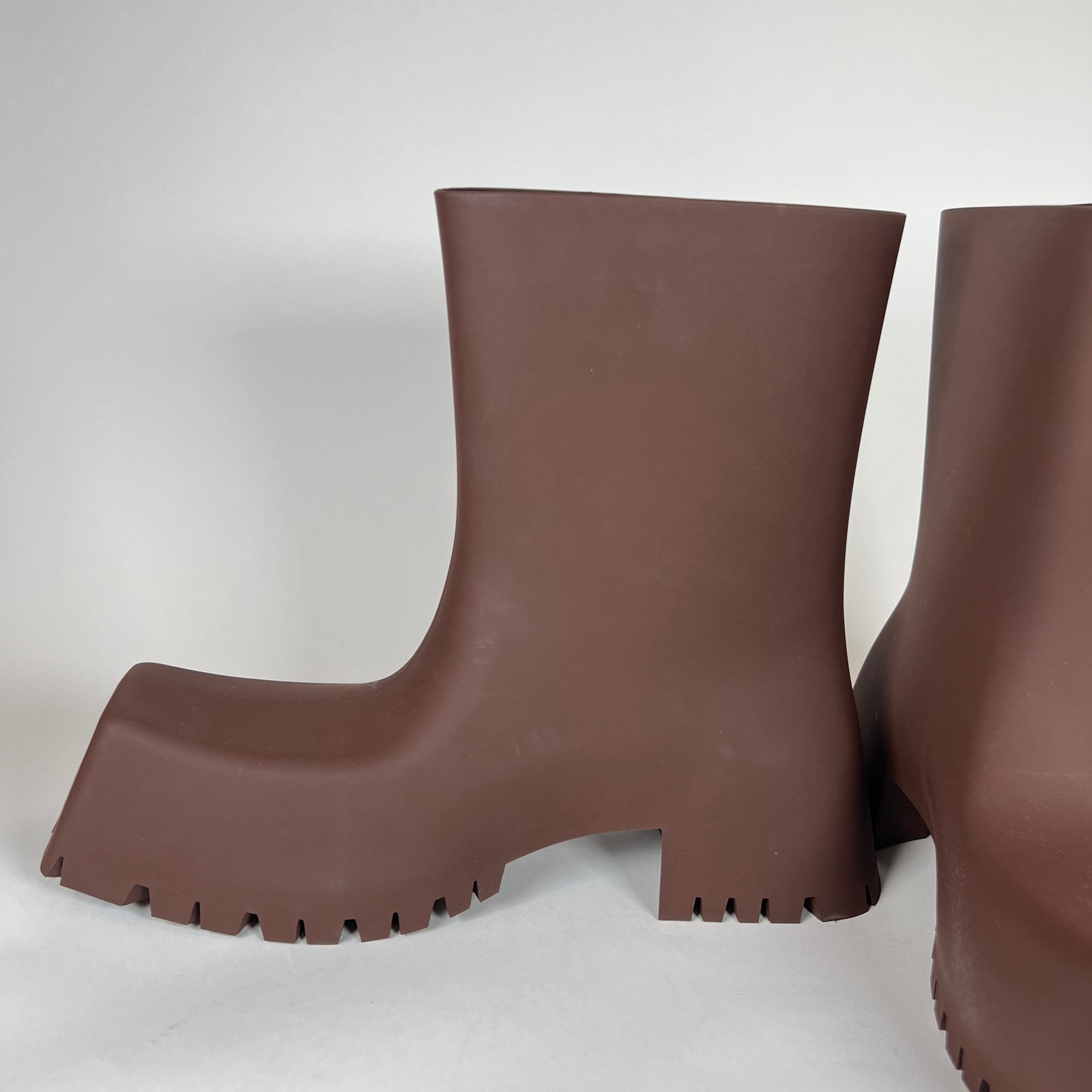 Balenciaga Coffee Trooper Boot Size 45
