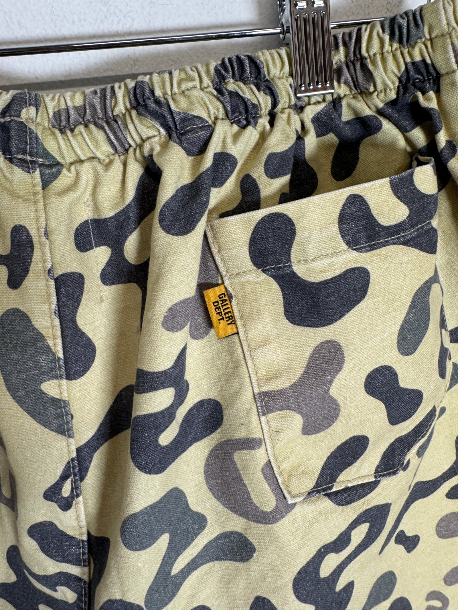 Gallery Dept G Camo Zuma Short Size S