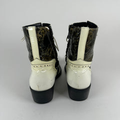 5351 Pour Les Hommes Cut-Out White Patent Leather Pointed Boots Size 7