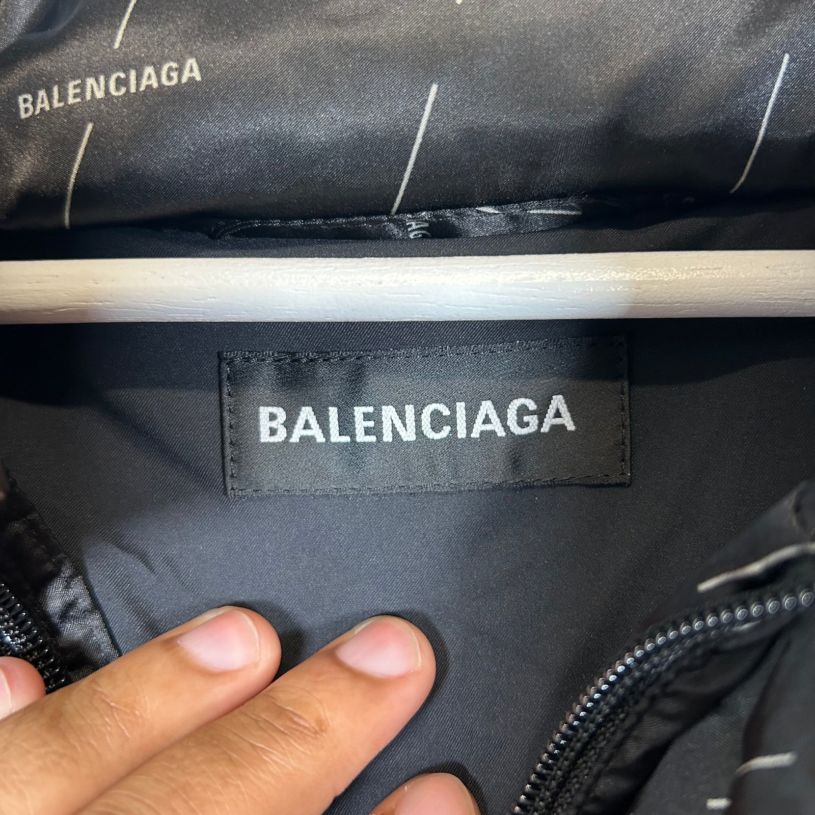 Balenciaga Black/Grey All Over Puffer Size 54