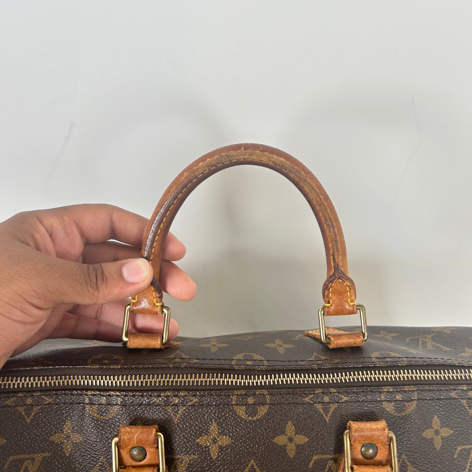 Louis Vuitton Monogram Speedy 35