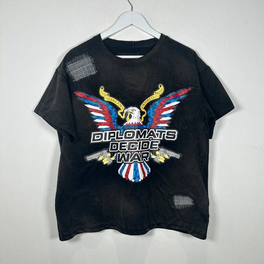 Who Decides War Diplomats Distressed T-Shirt Size M