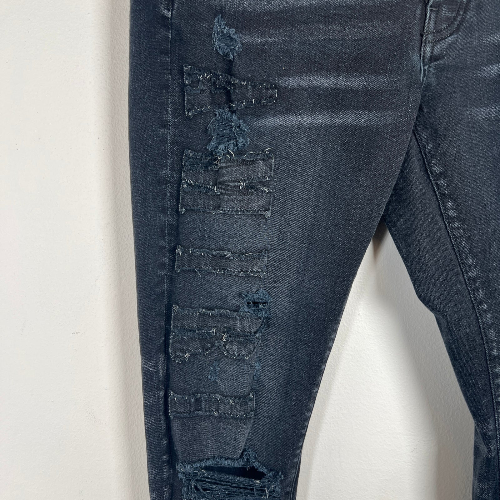 Amiri Black Distressed Applique Logo Jeans Size 31