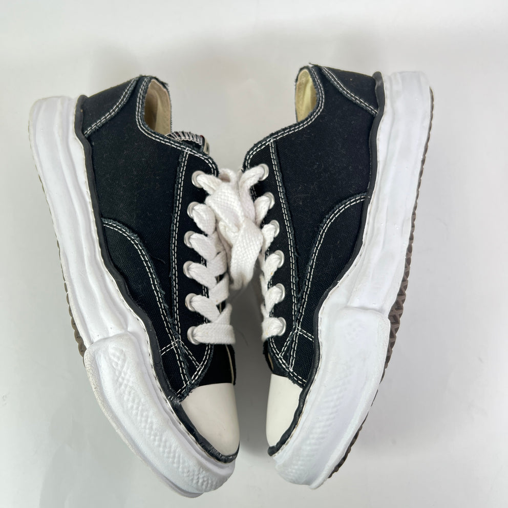 Maison Mihara Yasuhiro Peterson OG Sole Low-Top Sneakers