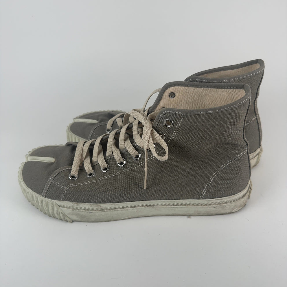Maison Margiela Tabi Canvas Hightop Sneakers