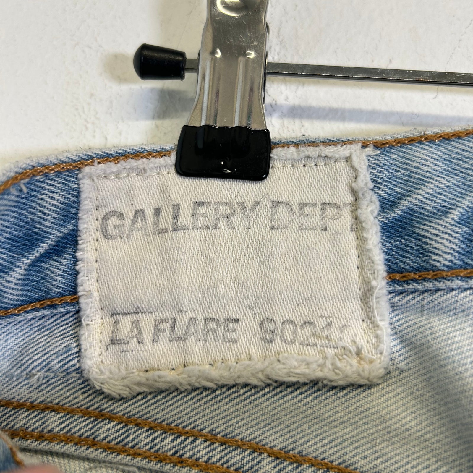 Gallery Dept Lightwash LA Flare 90210 Jeans Size 32
