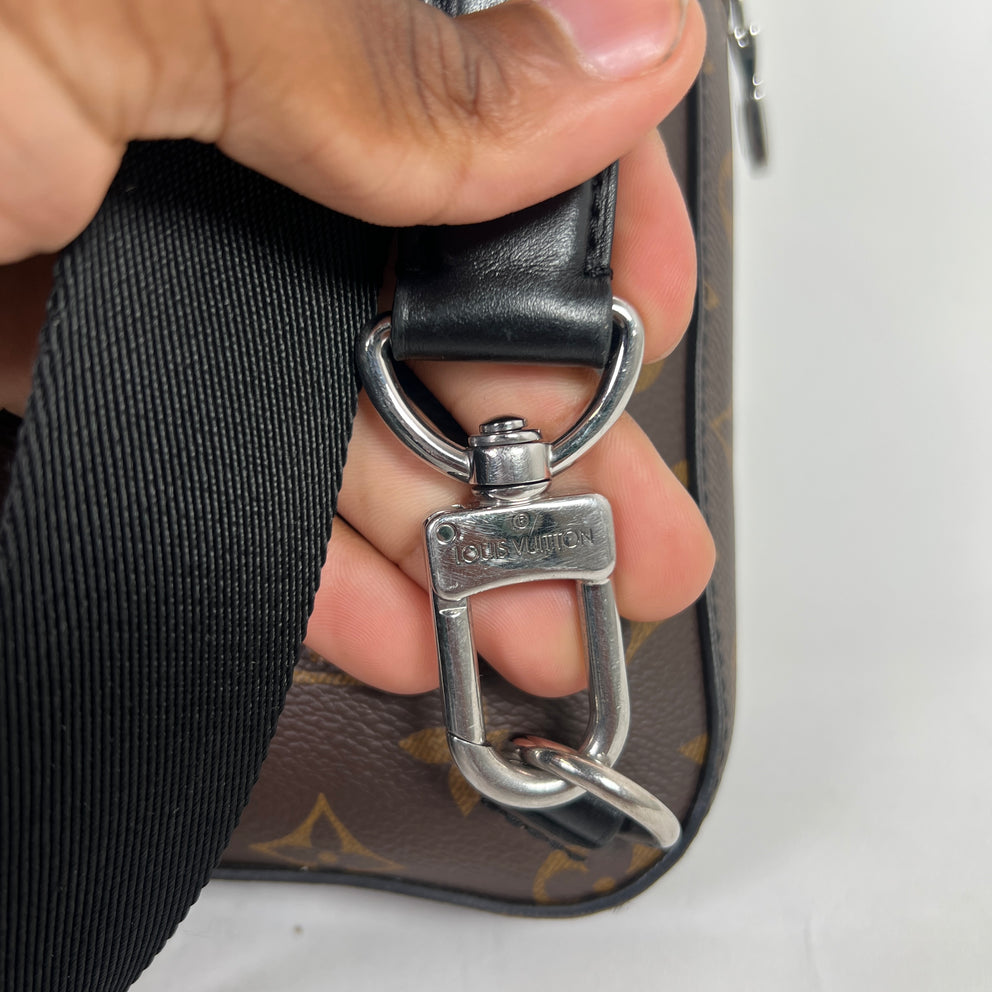 Louis Vuitton Monogram Avenue Sling Bag