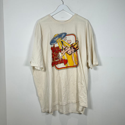 Cout De La Librete Graphic T-Shirt Size XXL