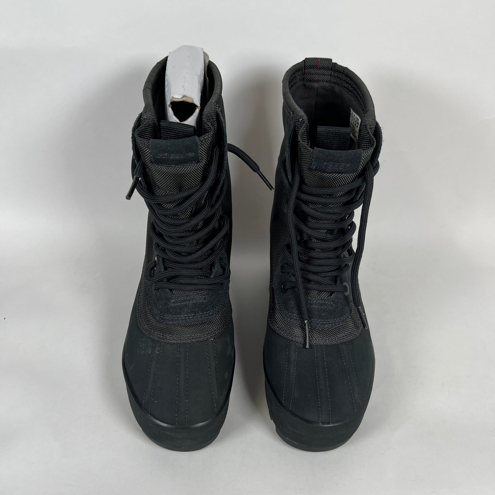 Yeezy 950 Pirate Black Size 7