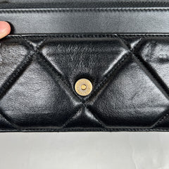 Chanel Black/Gold Quilted Lambskin 19 Wallet On Chain