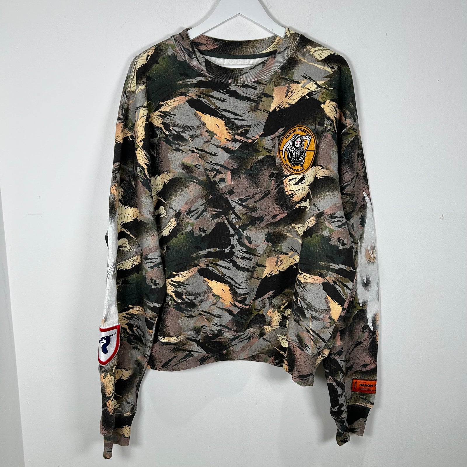 Heron Preston Camouflauge Reaper Patch Crewneck Size L