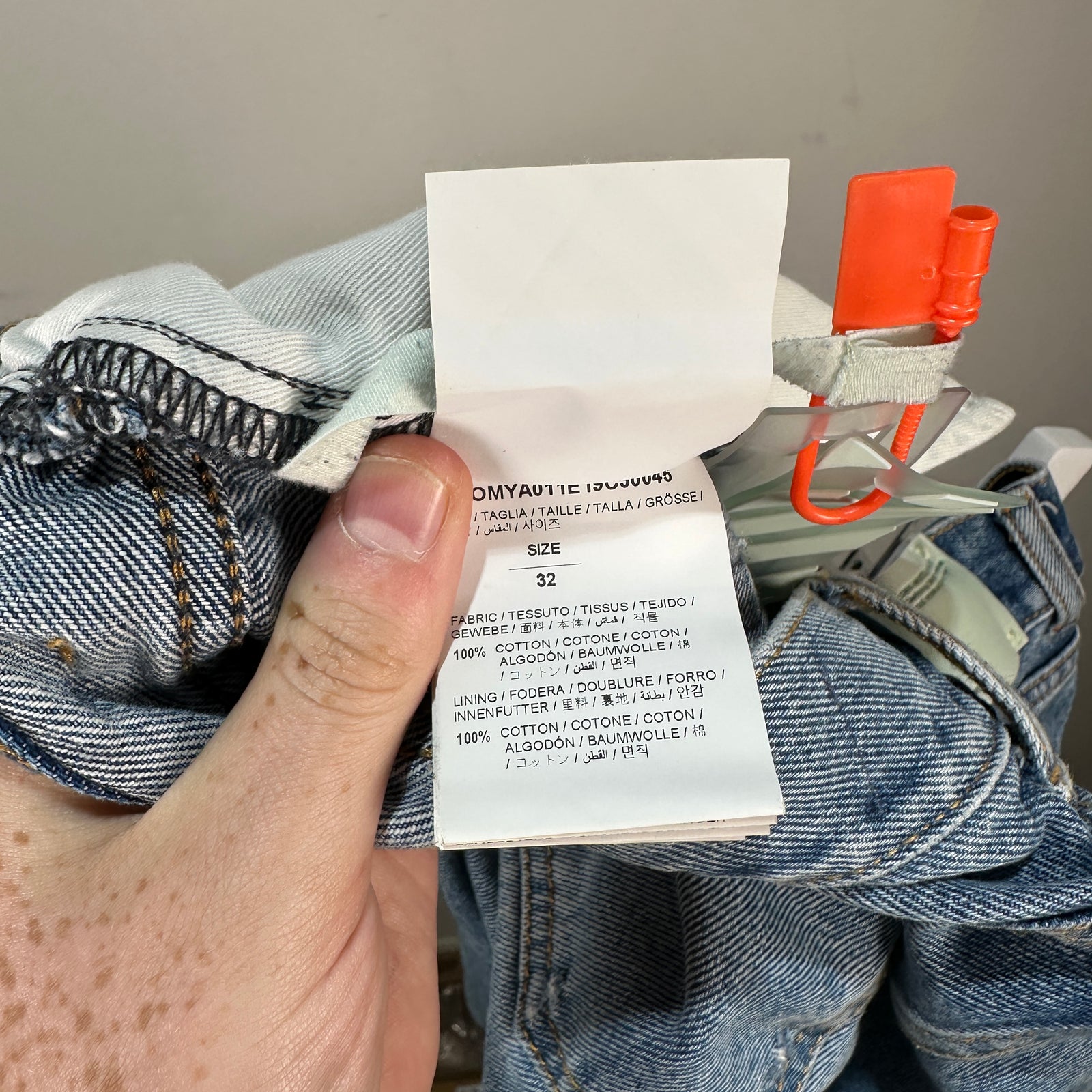 Off-White Classic Blue Jeans Size 32