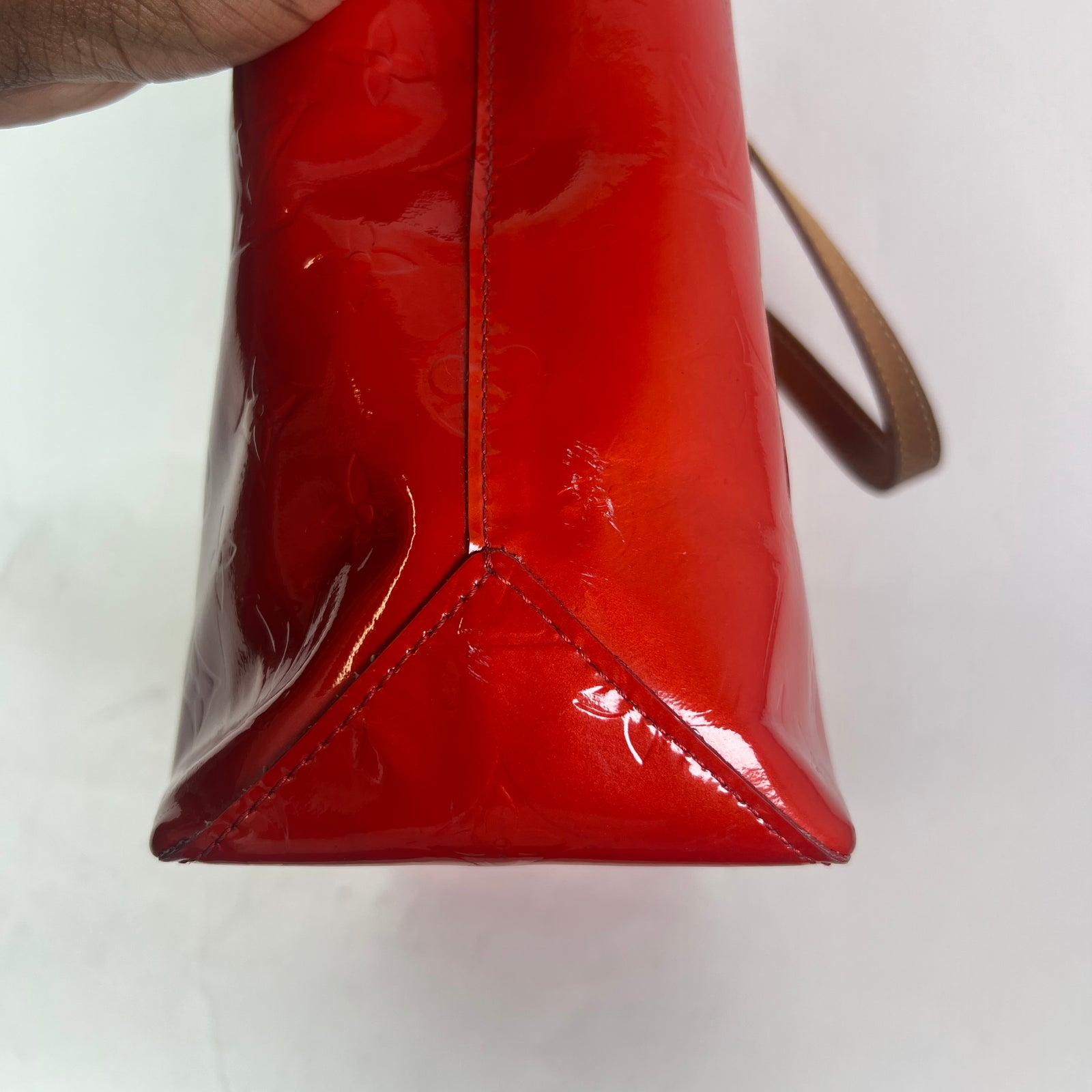 Louis Vuitton Red Monogram Vernis Reade PM Handbag