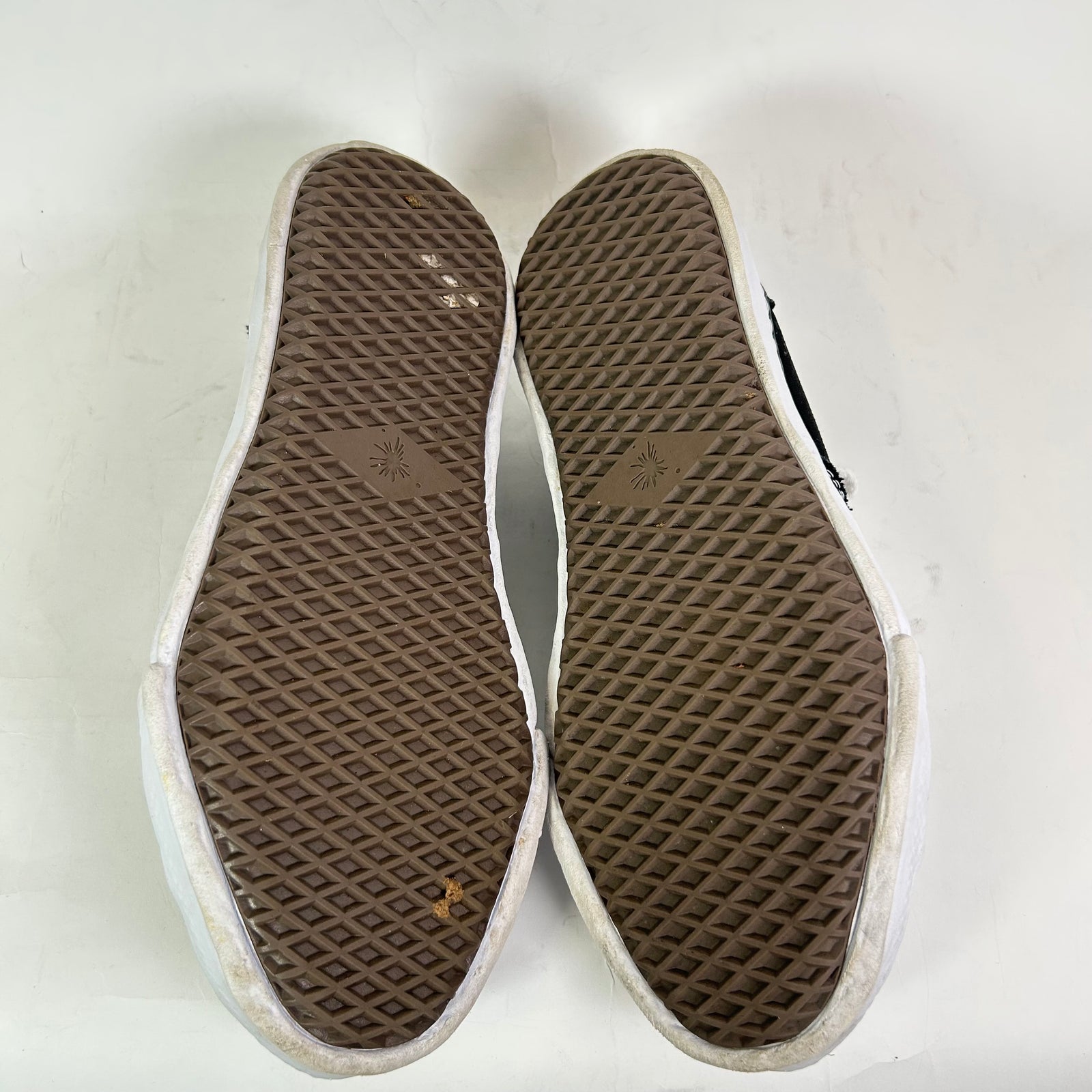 Maison Mihara Yasuhiro Black/White Peterson OG Sole Canvas Low-Top Sneaker Size 45