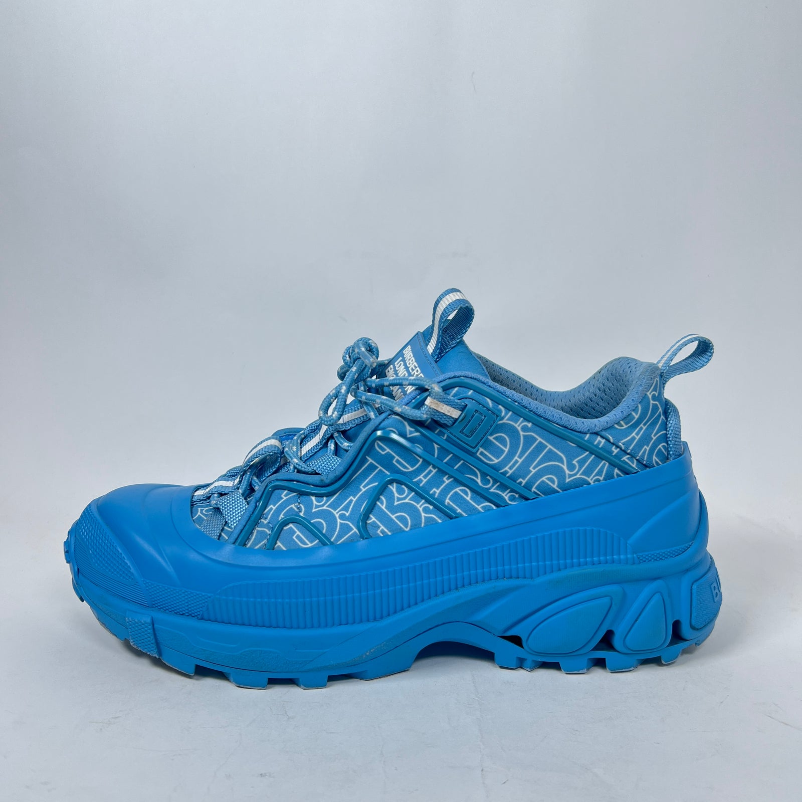 Burberry Light Blue Arthur Monogram Sneaker Size 41
