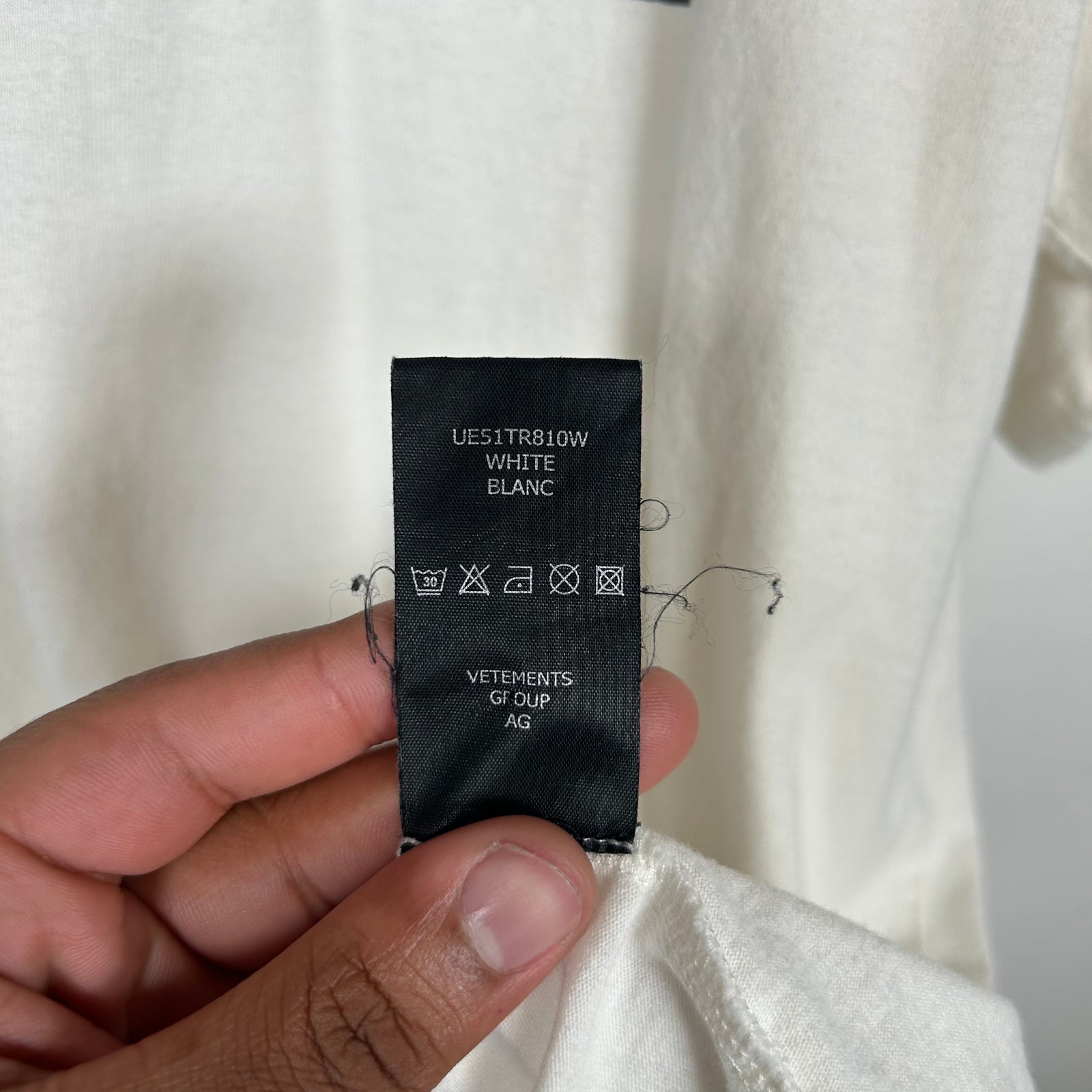 Vetements White Limited Edition Tee Size S