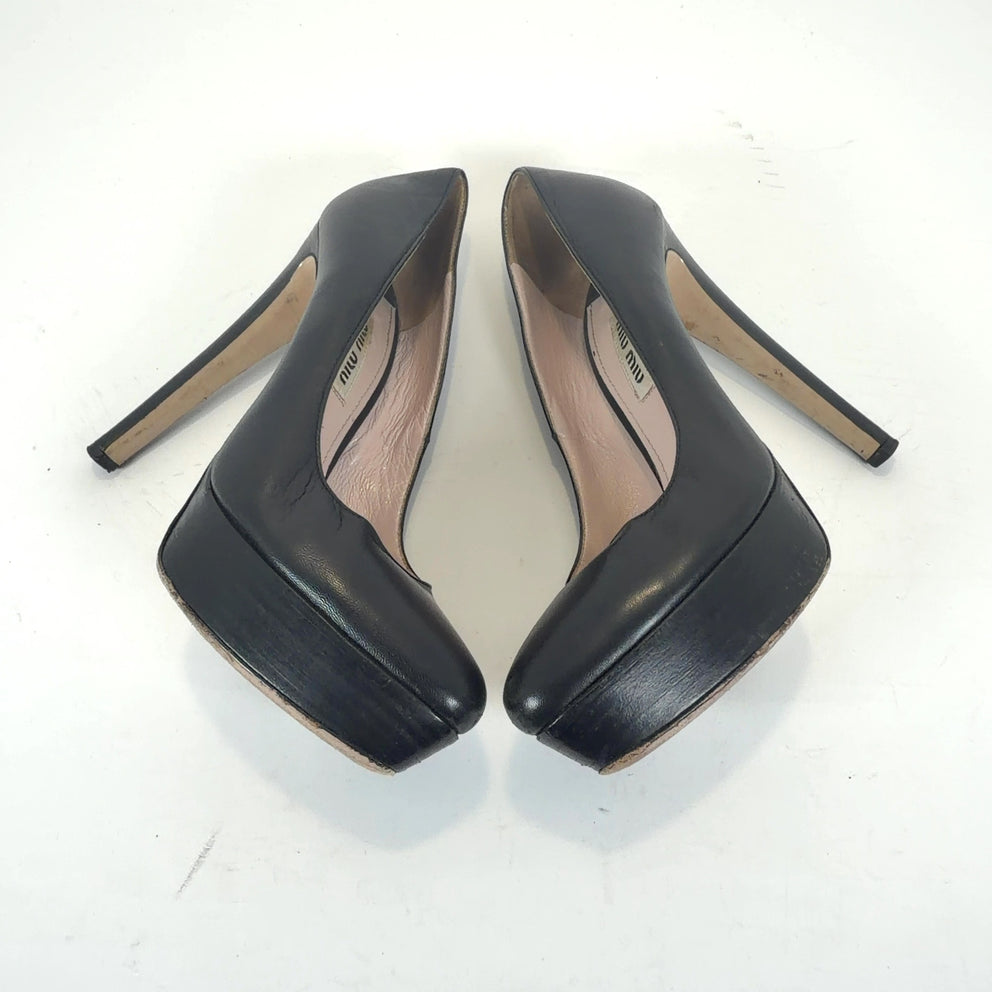 Miu Black Leather Pumps Heels