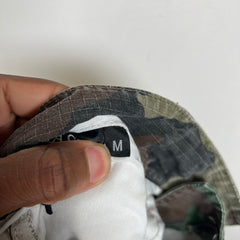GV Gallery Camo Shorts Size M
