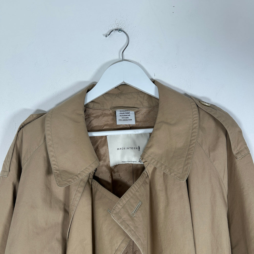 Vetements x Mackintosh Khaki Trench Coat Size L