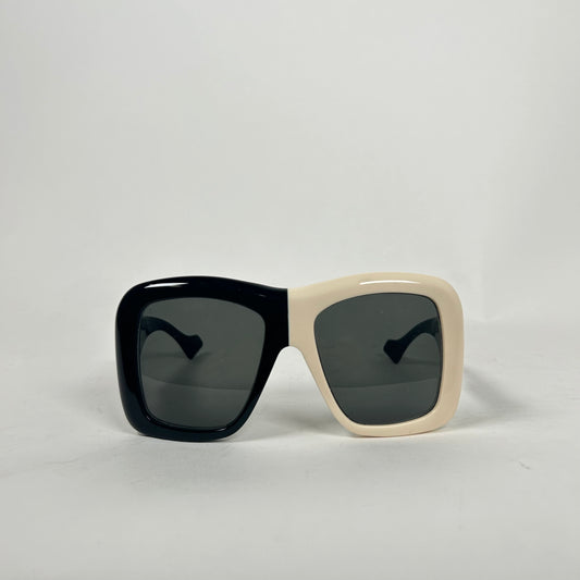 Gucci Black/White Acetate Square Sunglasses