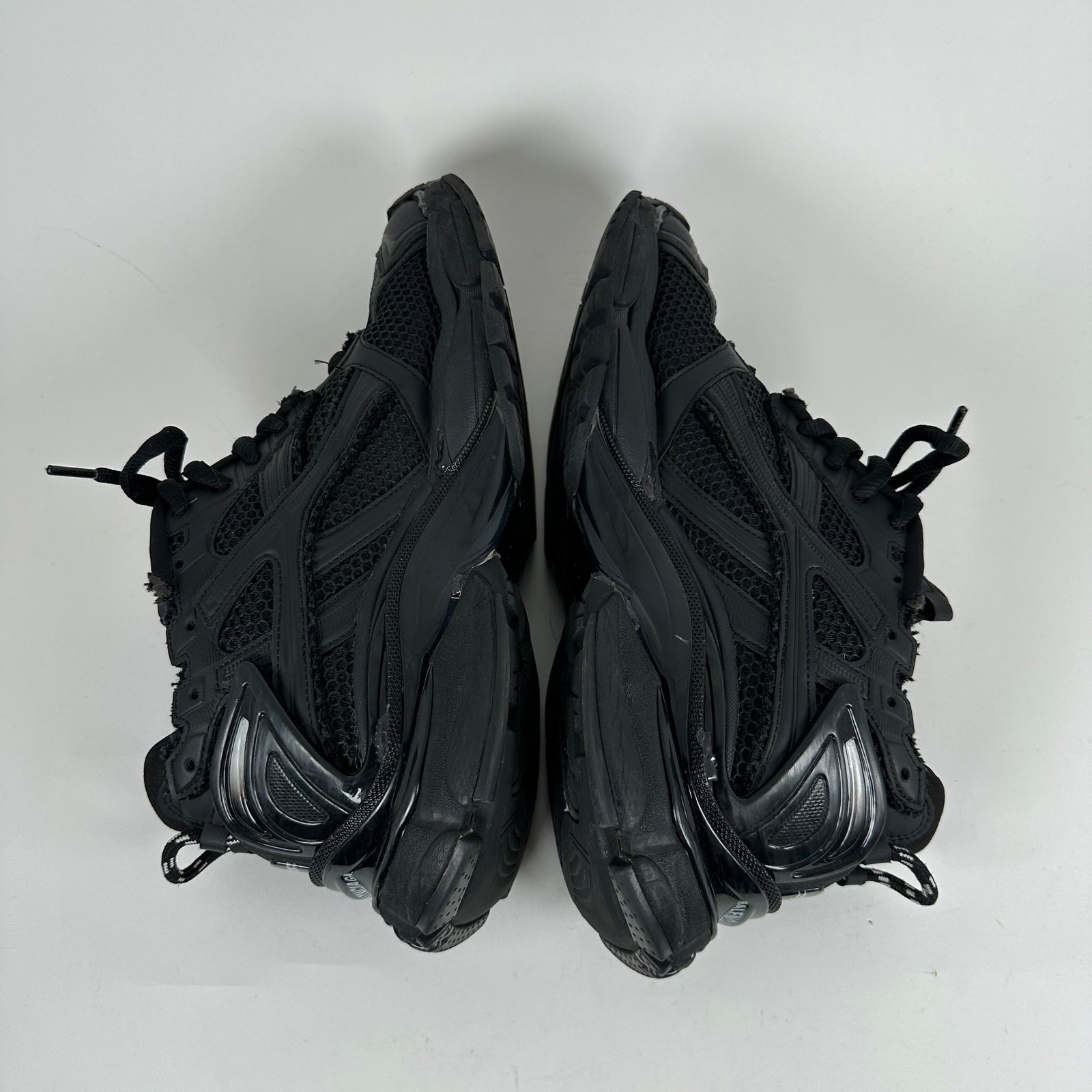 Balenciaga Triple Black Matte Low-Top Runners Size 44