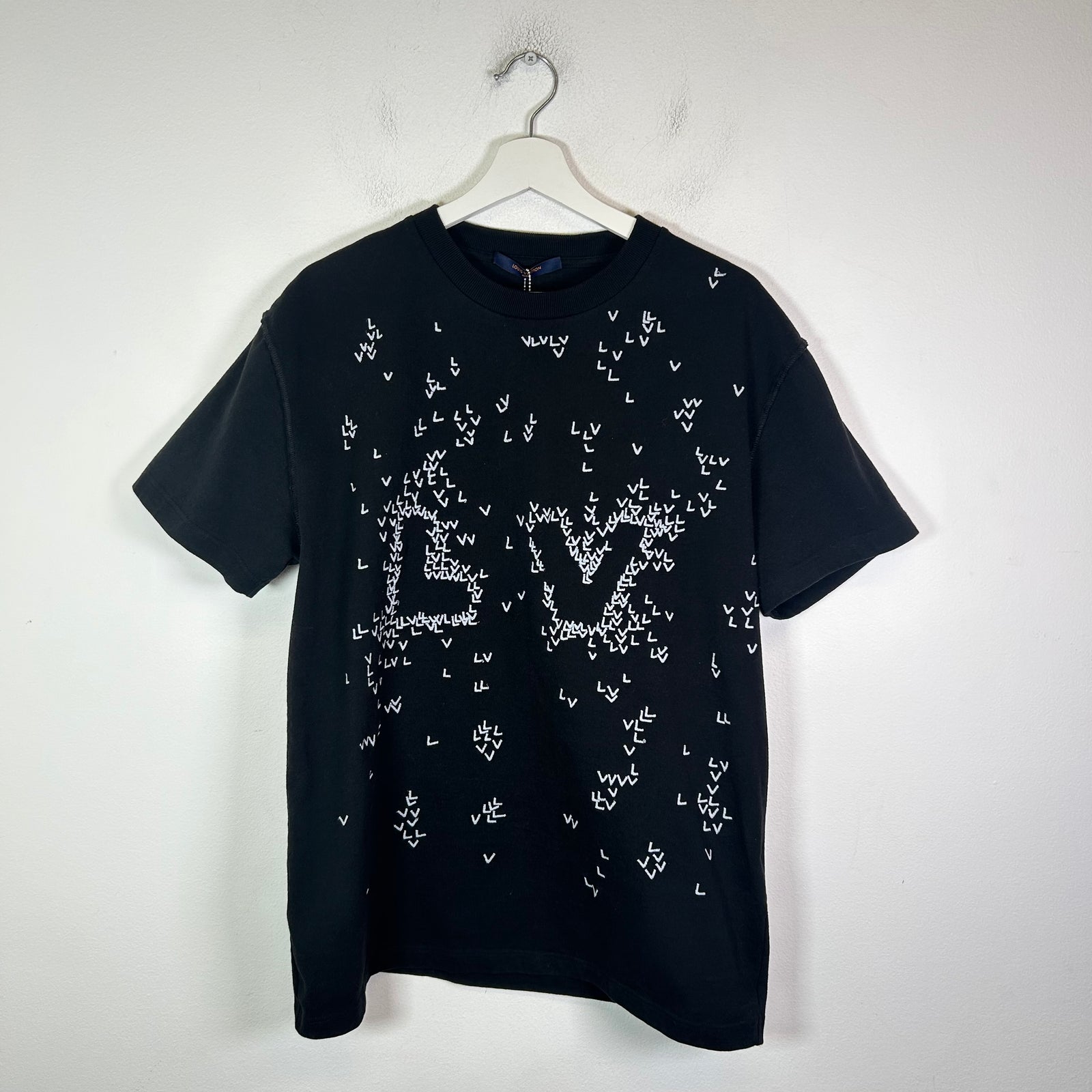 Louis Vuitton Black LV Spread Embroidery T-Shirt Size M