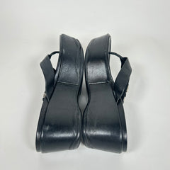 Prada Women's Black Leather Flip Flops Size 39.5
