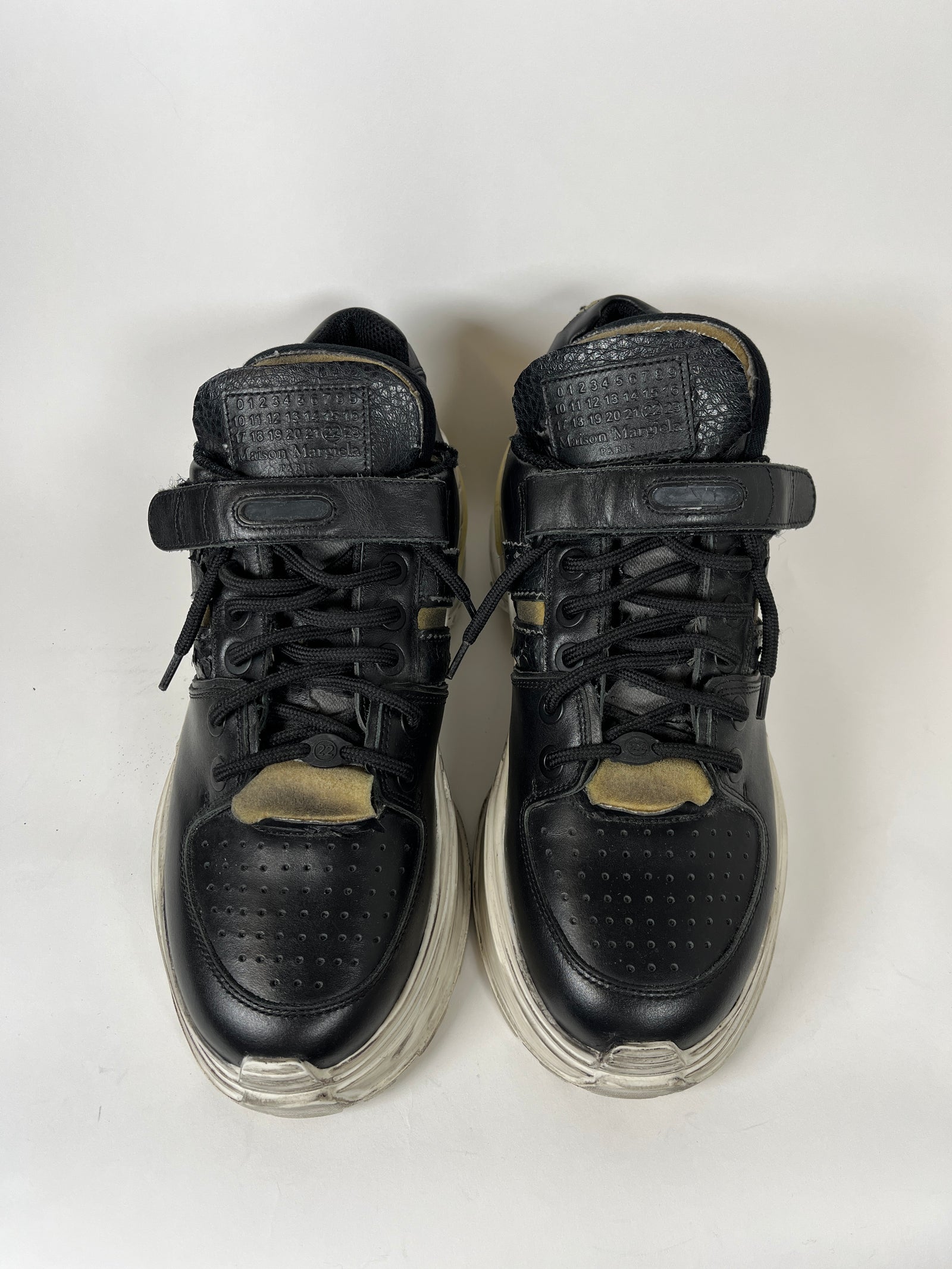 Maison Margiela Black/Gold Retro Fit Sneaker Size 43