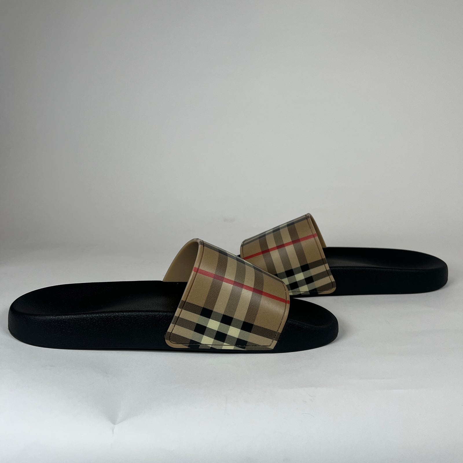 Burberry Pool Slides Size 40