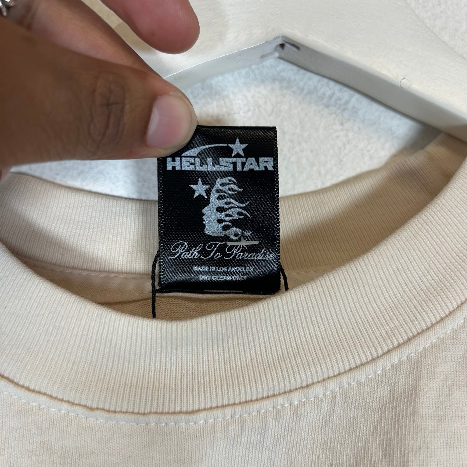 Hellstar Cream Dancing Bears Logo T-Shirt Size XL