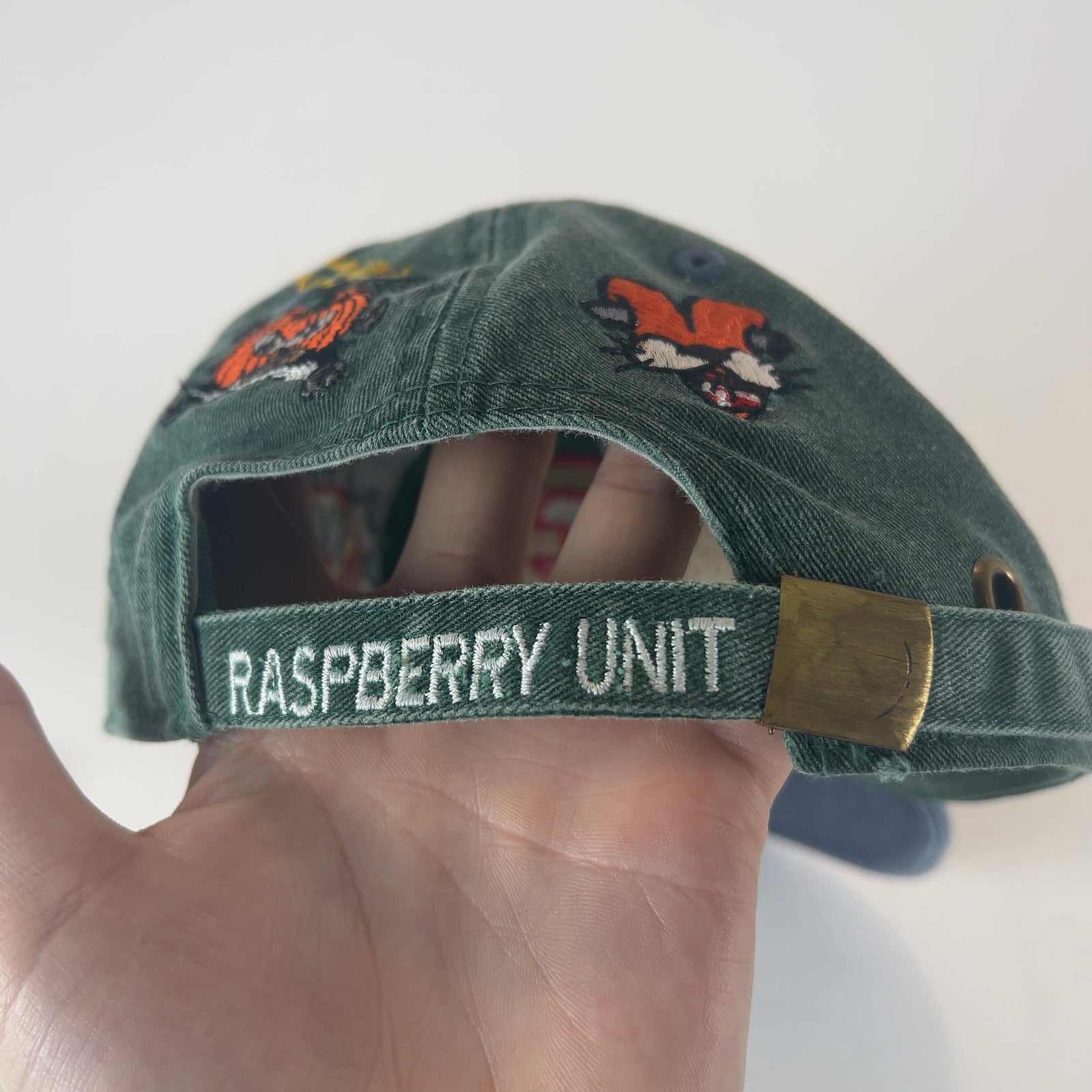 GV Gallery x Greedy Unit 80,000 Stitches Embroidered Hat