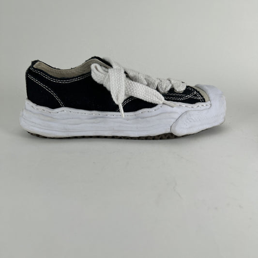 Maison Mihara Yashiro Classic Low Top Size 38