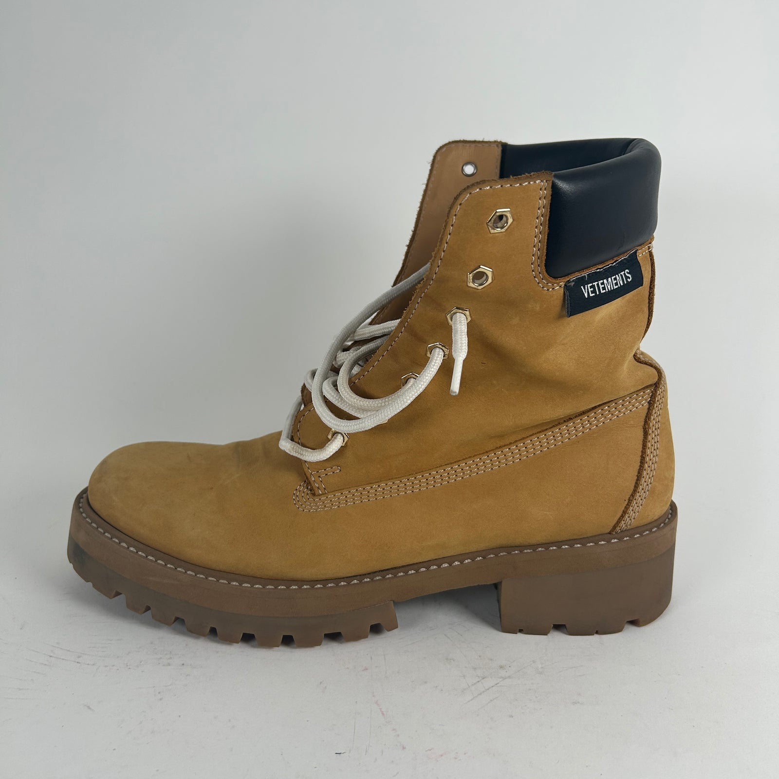 Vetements Mock Timberland Buttas Size 44