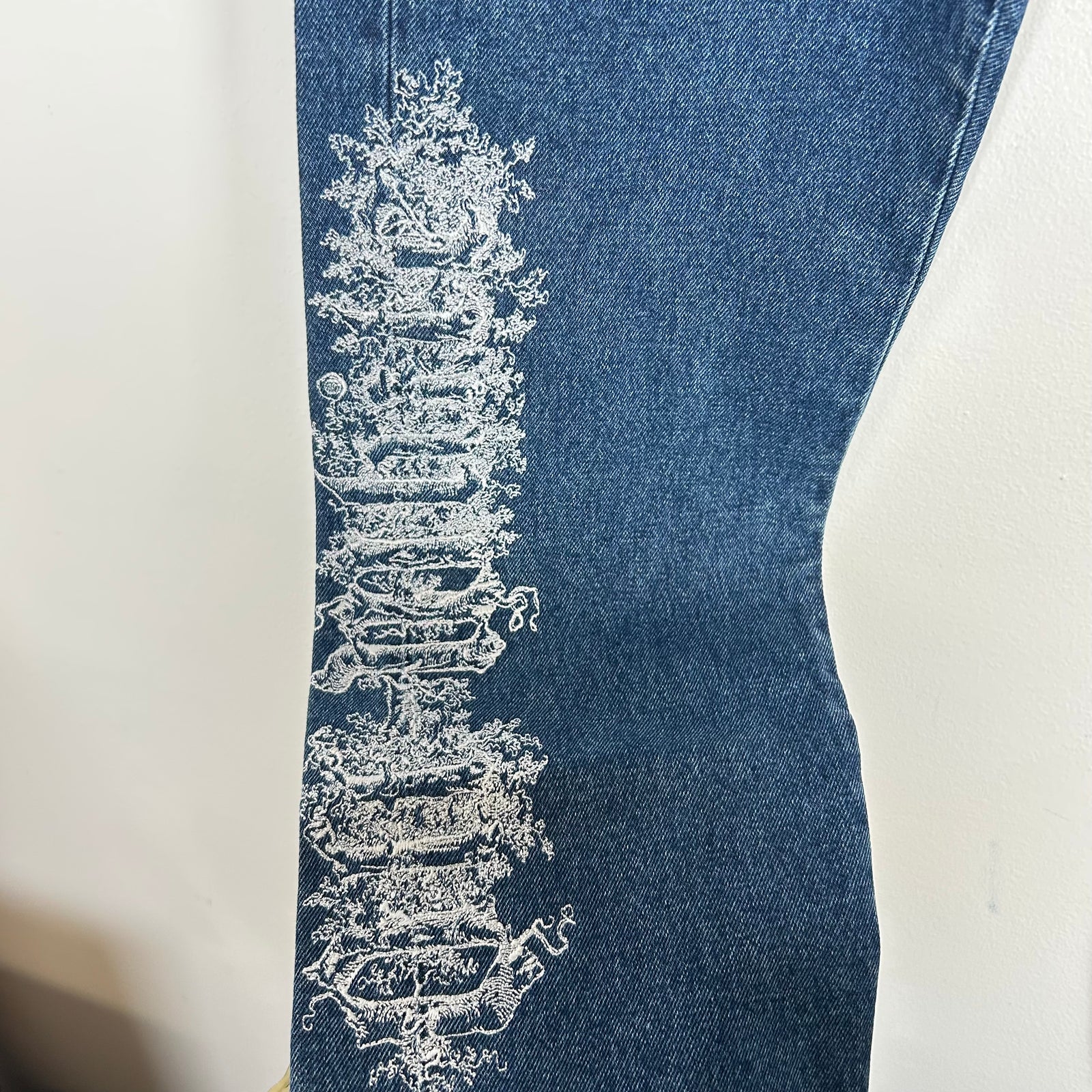 Off-White Blue Gothic Embroidered Slim Fit Jeans Size 36