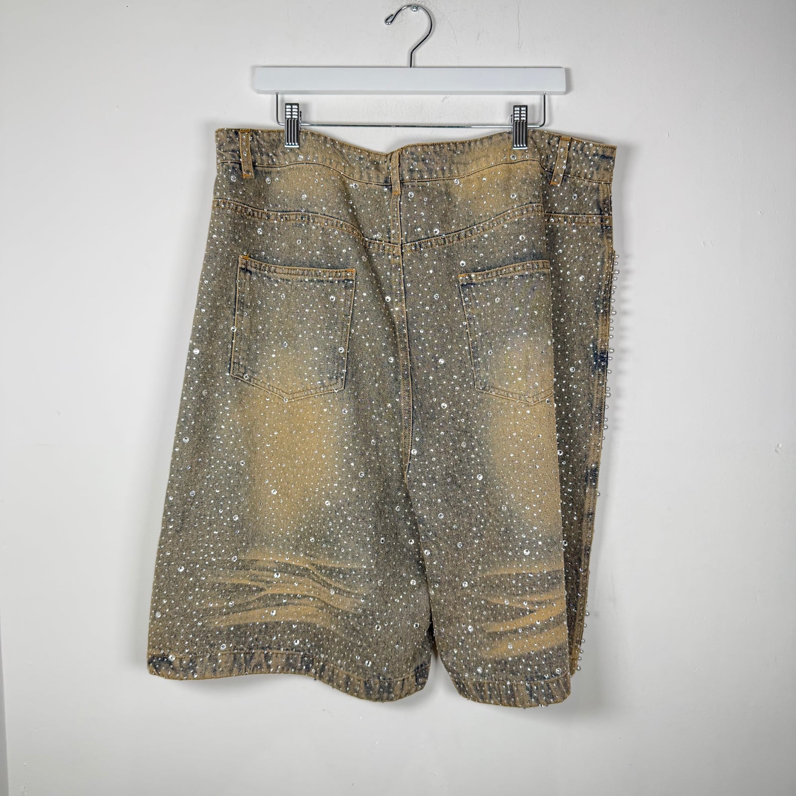 Vale Pearl/Rhinstone Denim Shorts Size 34