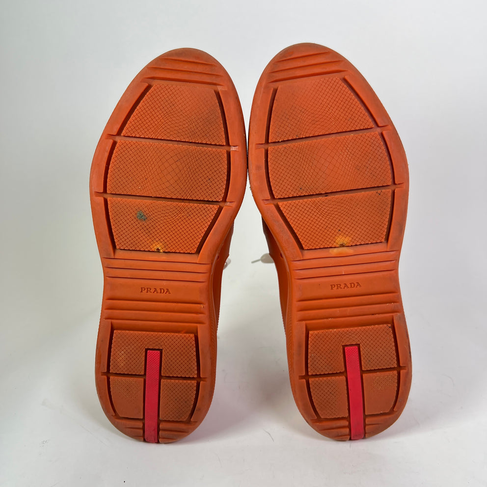 Prada Rubber America Cups