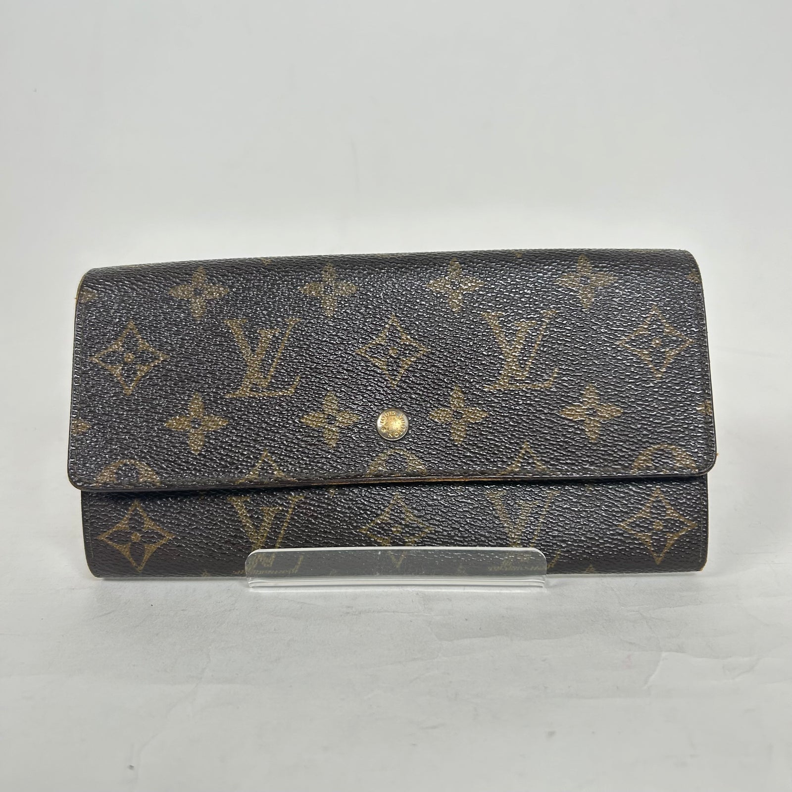 Louis Vuitton Monogram Sarah Wallet
