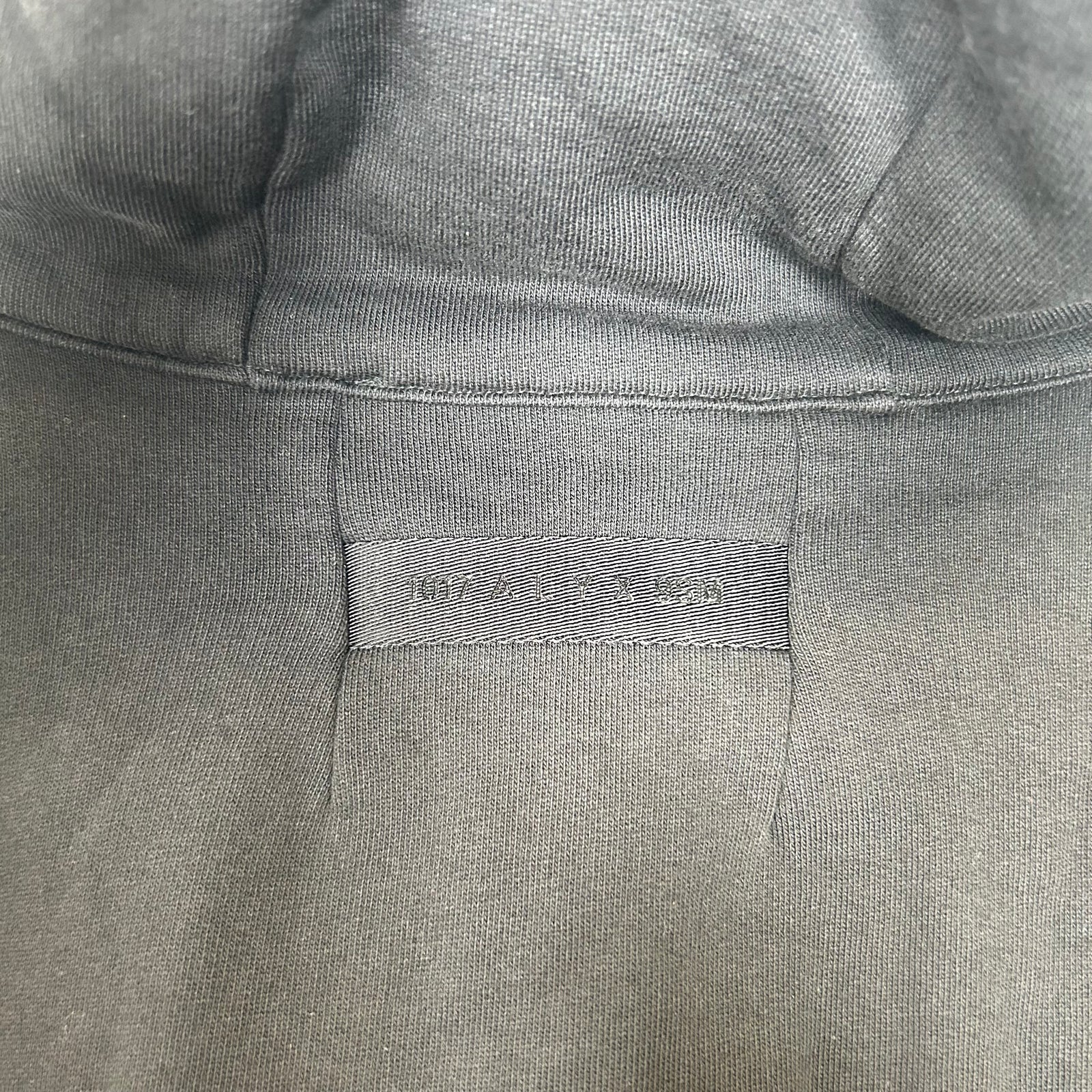Alyx Black Cargo Zip-Up Hoodie Size XL