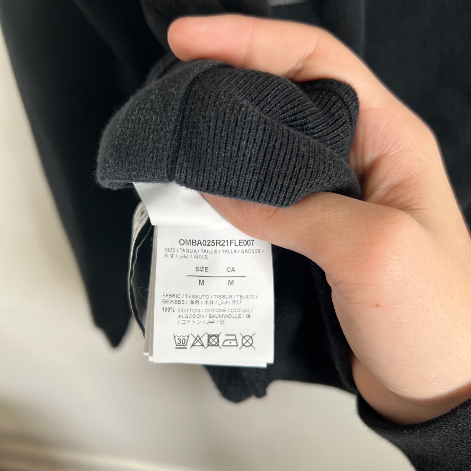 Off-White 'Peace' Crewneck Size M