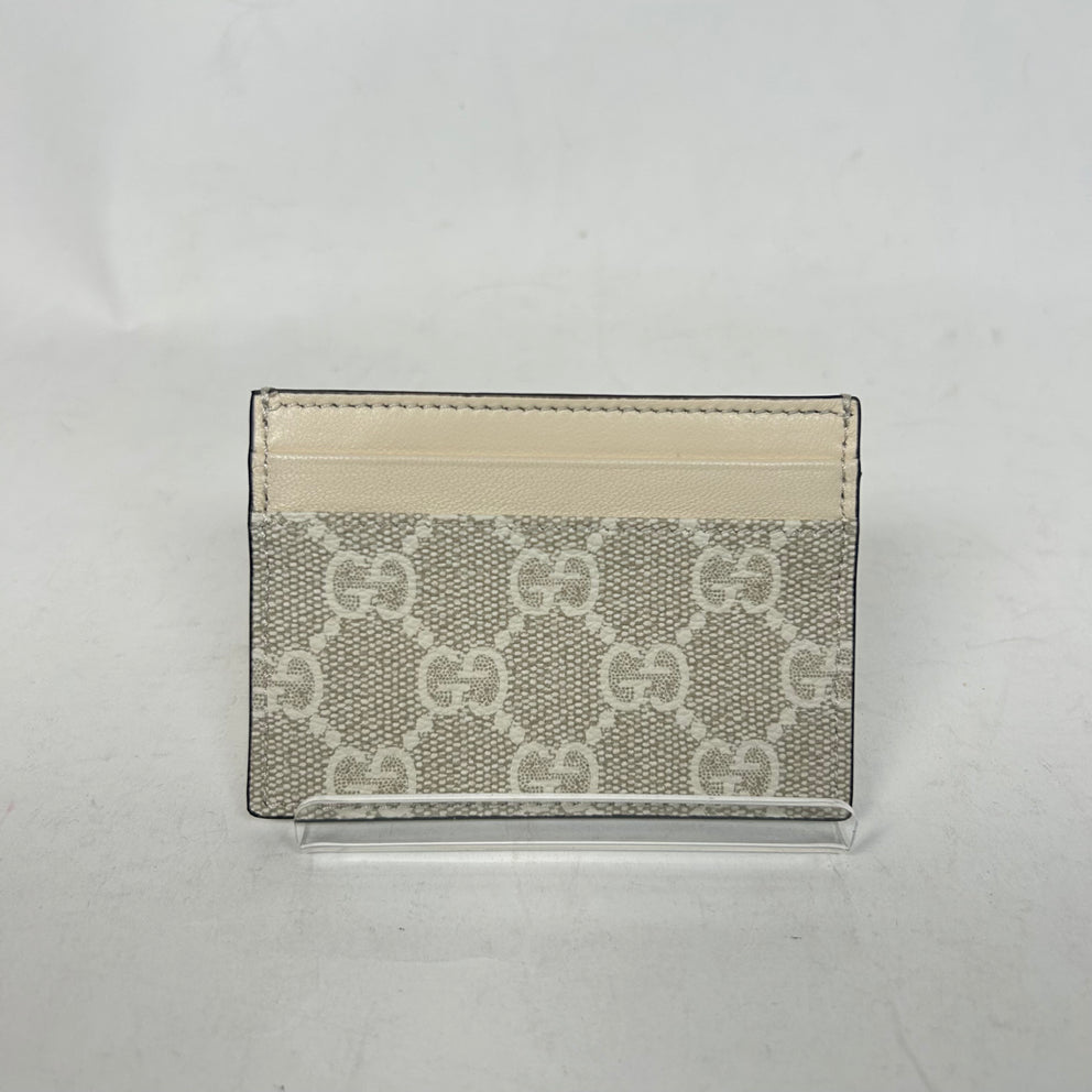 Gucci Beige GG Supreme Card Holder