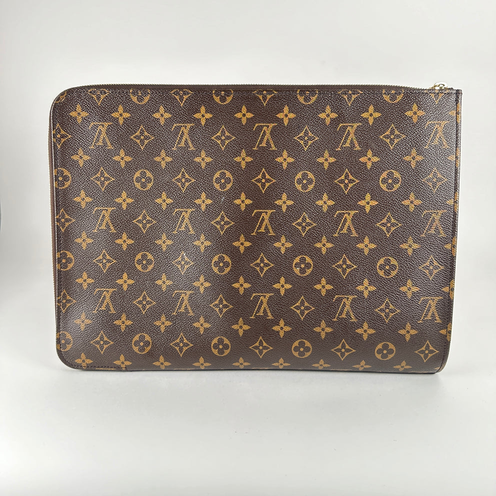 Louis Vuitton Monogram  Etui Voyage Monogram Portfolio Clutch GM