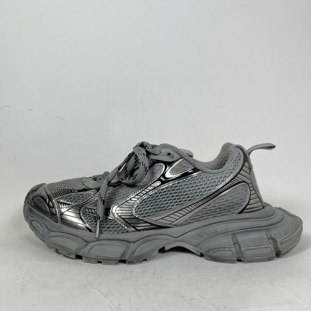 Balenciaga Distressed 3XL Sneaker