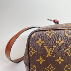 Louis Vuitton Monogram NeoNoe MM Bucket Bag