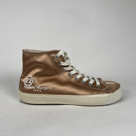 Maison Margiela Neutral Tabi Sneakers Size 5